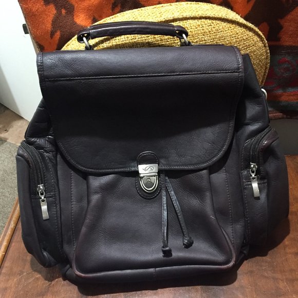 VINTAGE VOLARE GROUP LEATHER BACKPACKS - Picture 2 of 11